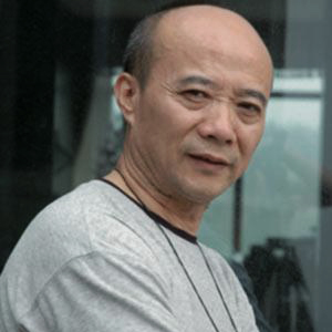 著名城市雕塑藝術家朱尚喜肖像