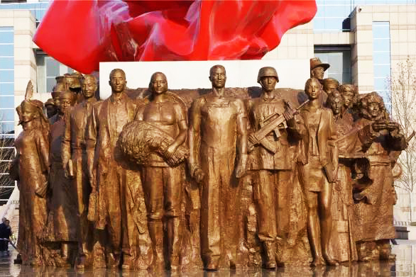黨旗群雕
