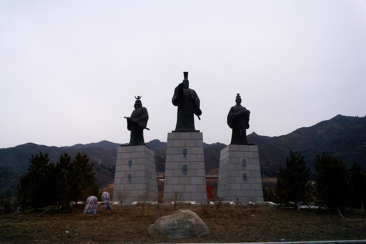 三祖像黃帝、炎帝與蚩尤大型人物雕塑由博仟鑄銅雕塑公司打造