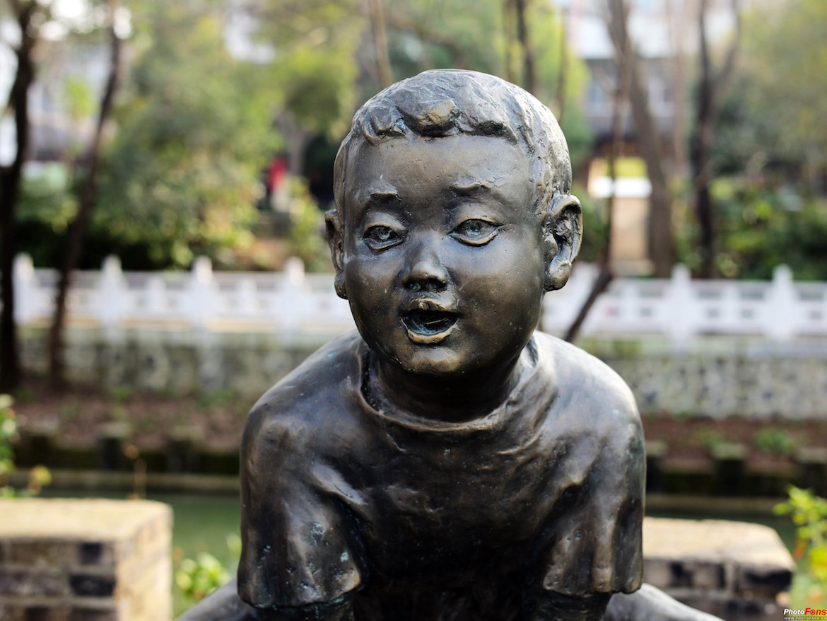 小男孩最新鑄銅人物人像