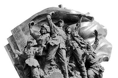 羊山古鎮國際軍事旅游度假區花崗巖雕塑2