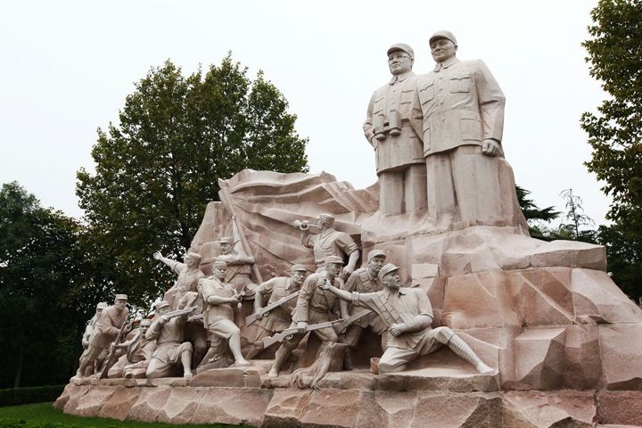 羊山古鎮國際軍事旅游度假區花崗巖雕塑